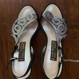 Elegant classic formal event black rhinestone heels 
E live from red carpet 6b